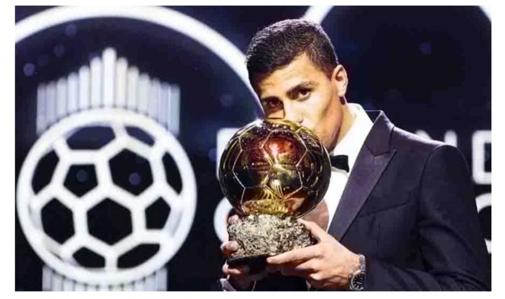 الكرة الذهبية حلم اللاعبين. وآخر المتوجين الإسباني: رودري هيرنانديز بالنسخة 68